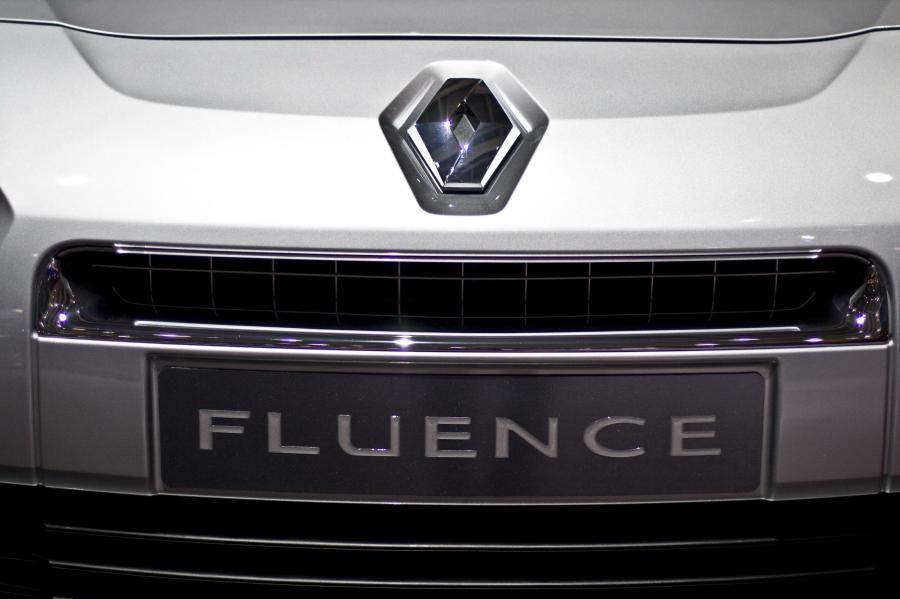  Renault Fluence 2010 года  (фото 25 из 146)